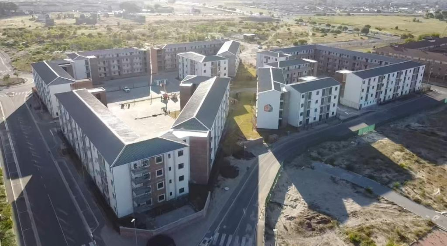 Belhar Pocket 13 gallery